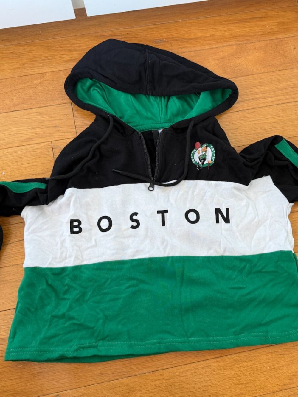 NBA Boston Celtics Multi-Color Sweatshirt Hoodie Size Medium